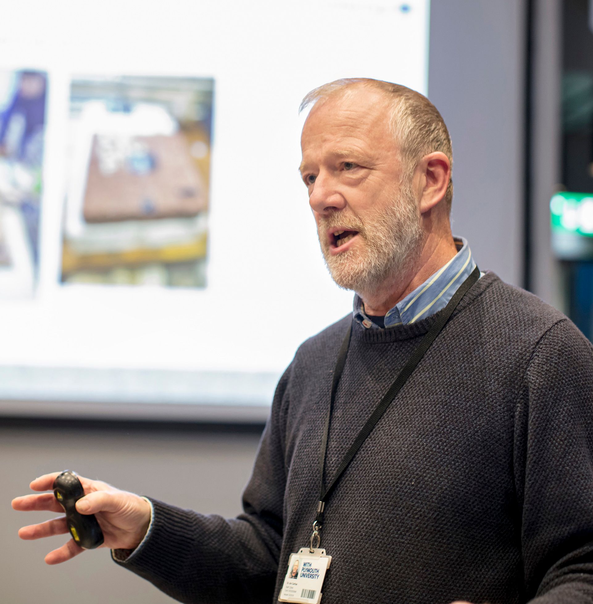 Dr Jim Carfrae